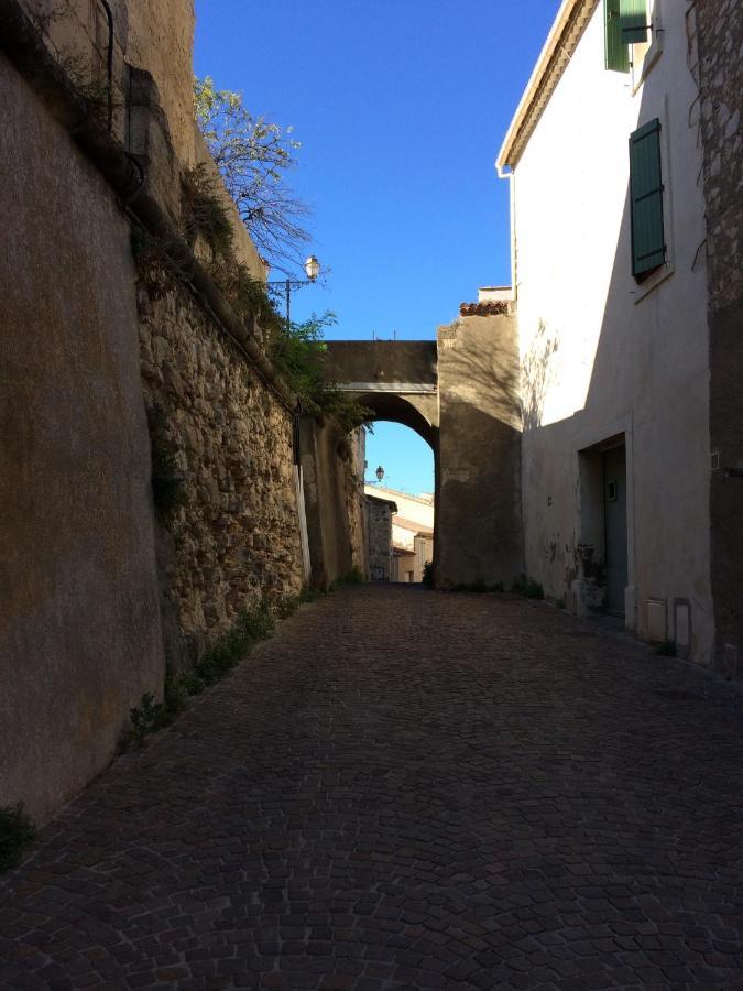 Les Remparts Fleury (Aude) Exterior photo